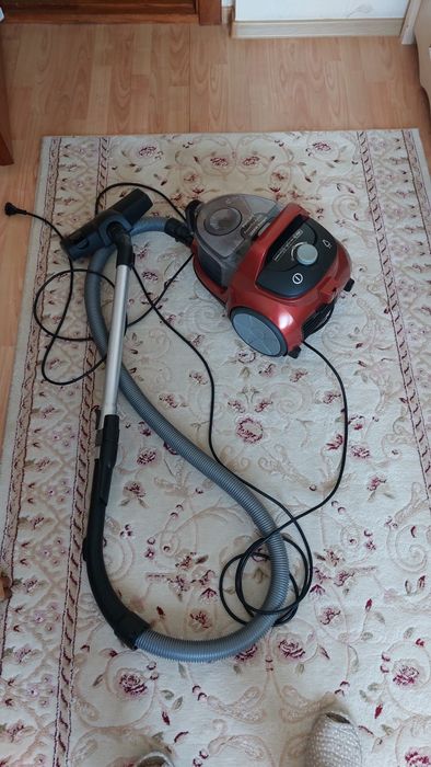 Продам пылесос Philips