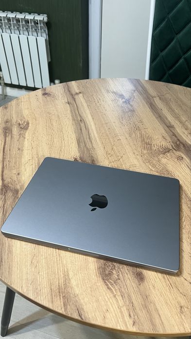 Macbook M2 Pro 16/512