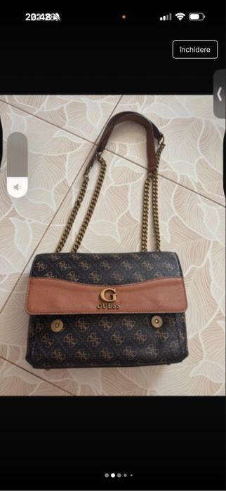 Geantă umăr Guess