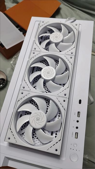 Вентилятор для корпуса TL-M12QW X3