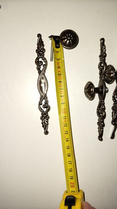 Butoni ușa mobilier (Seria Indento)