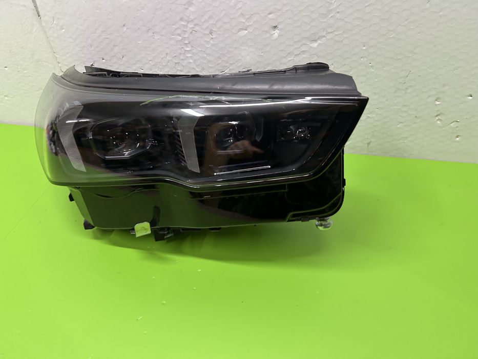 Far bmw G60 G61 seria 5 full led adaptiv shadow line 2024-2025