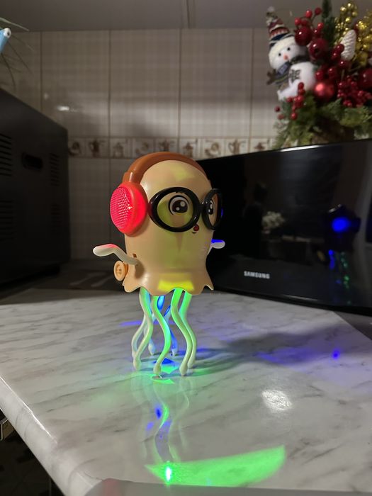 Танцующая медуза , Raqqos Miduz