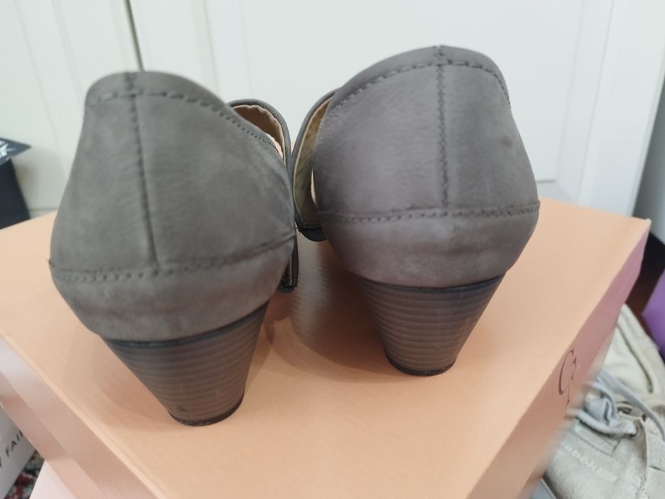 Обувки на нисък ток,от естествена кожа размер 41