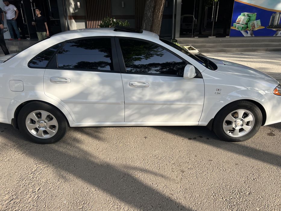 Жентра  автомат. 2021 йил 160.000 пробэг.