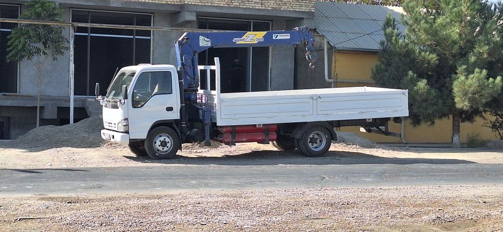 Manipulyator sotiladi 3 tonnalik  2012 yil isizu