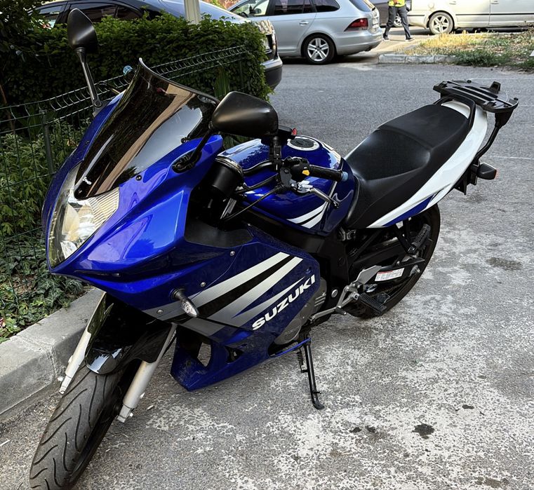 Moto Suzuki GS500 2004 A2