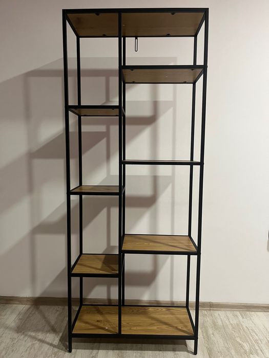 Етажерка в перфектно състояние