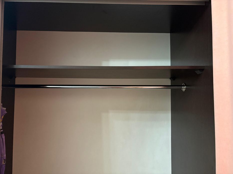 Шкаф купе с зеркалом