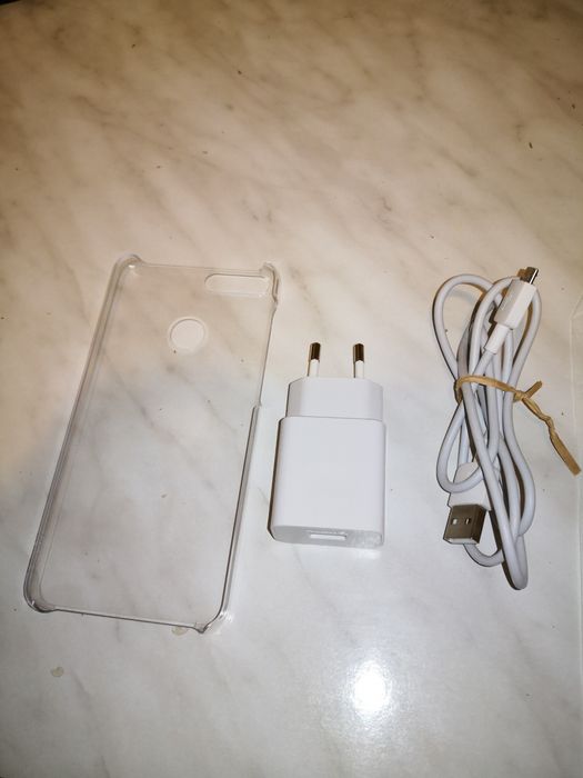 Huawei P Smart baterie noua+card 32 GB