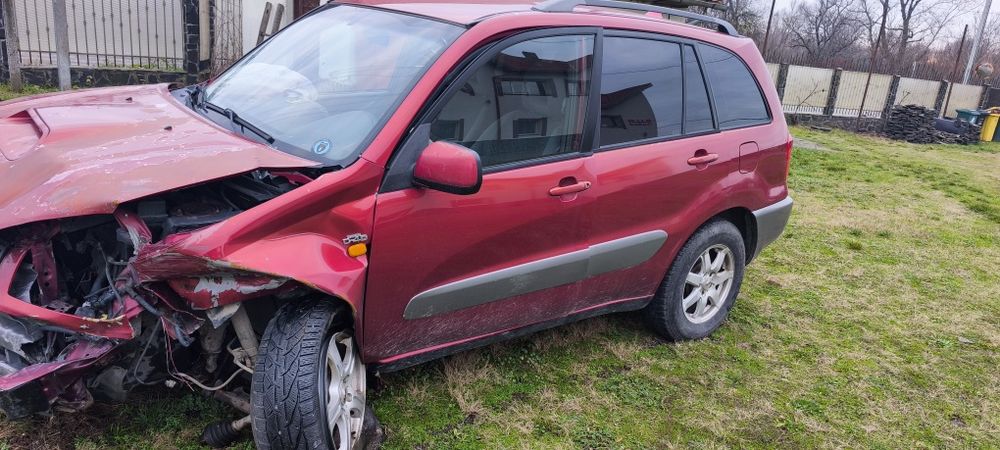 Vând Toyota RAV4 2003