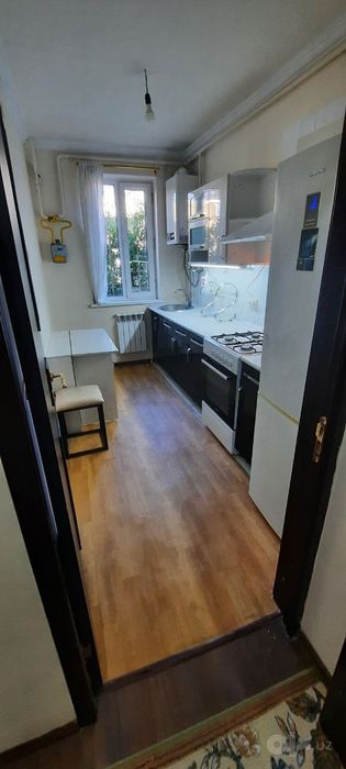 Квартира Сергели 3 бекатда кизларга шерикликка