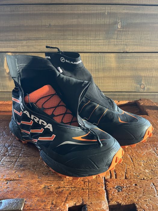 Scarpa  Neutron G