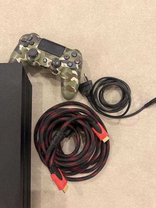 PS 4 Pro/Playstation 4 pro