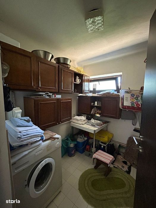 Casă de vânzare în comuna Sălătrucu, județ Argeș.