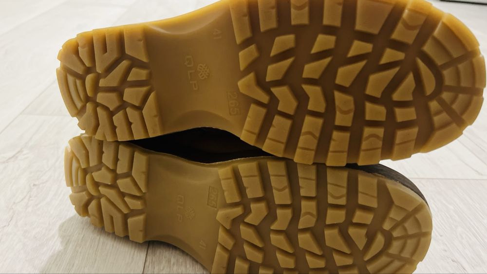 Продам берцы новые