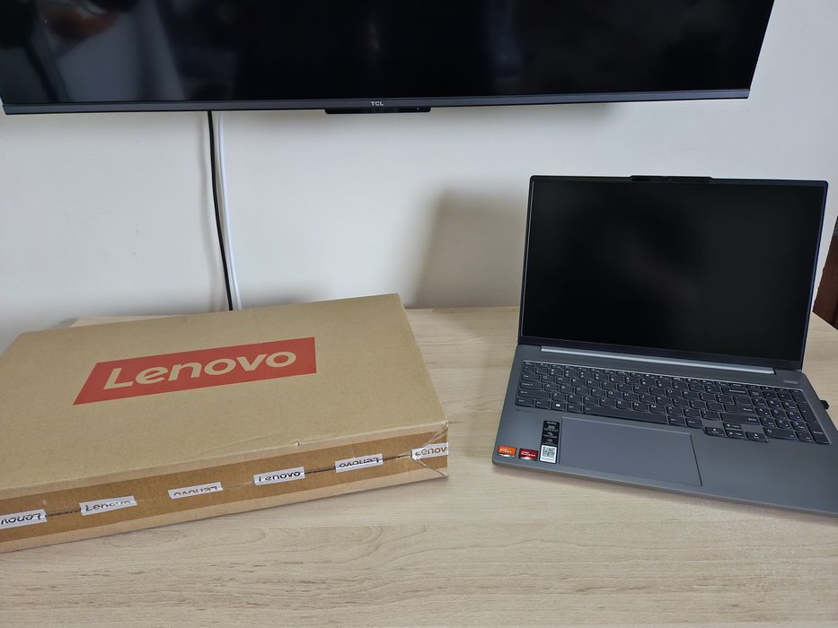 Lenovo IdeaPad 5 Pro 16" | 32GB RAM | 1TB | Ryzen 7 7840HS
