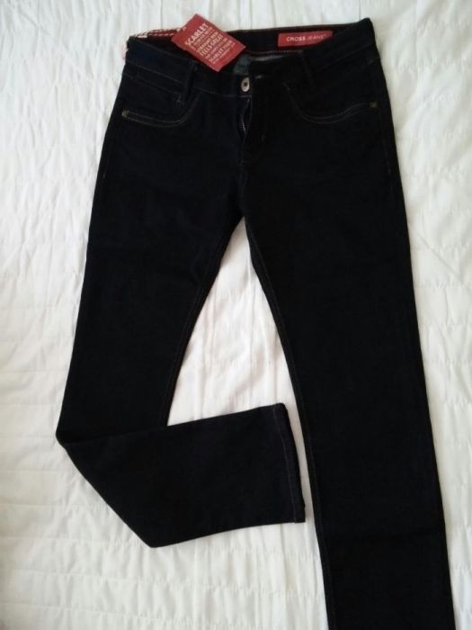 Нови Дънки на Половин Цена