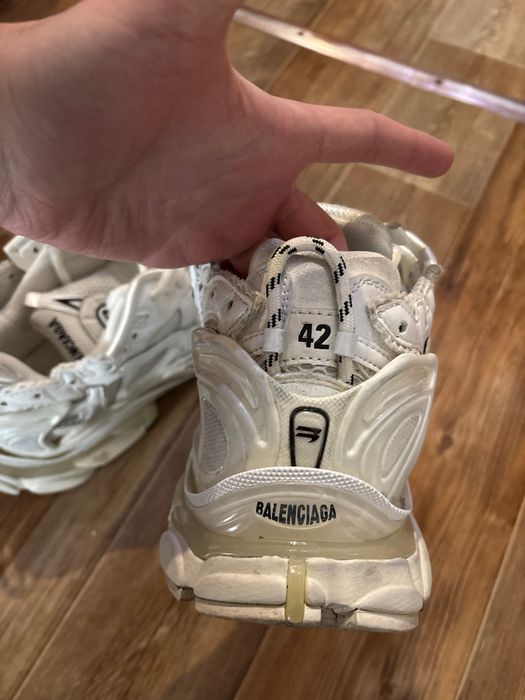 Balenciaga runner 42