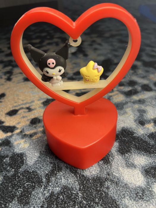 детям игрушки,книги,подарок