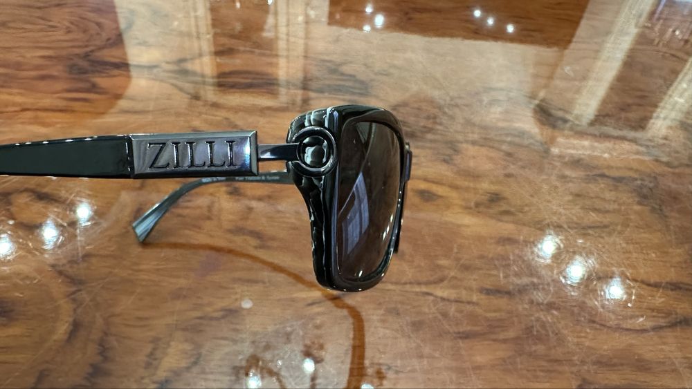 Продам очки сонцезащитные ZILLI