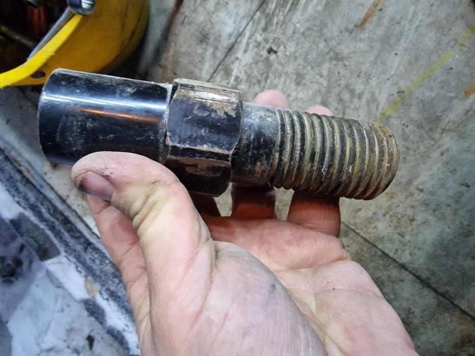 Mandrina pentru carota hilti