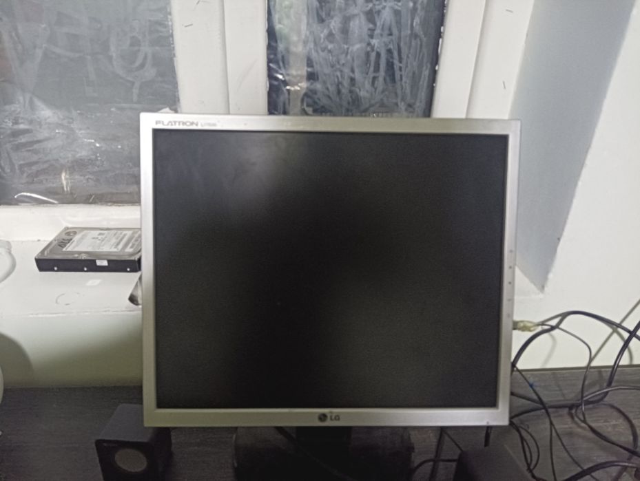 Монитор Lg flatron