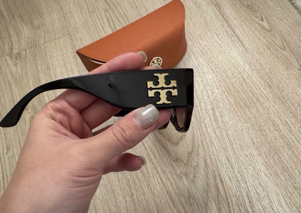 Маркови очила Tory Burch