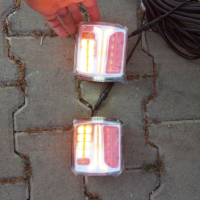 Lampi magnetice cu led