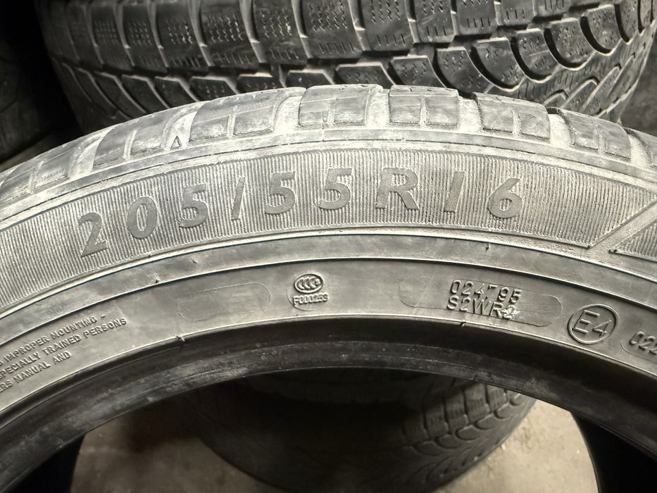 Dunlop 205/55/16
