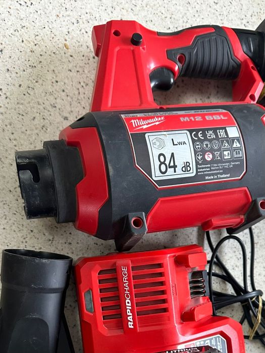 Suflanta Milwaukee M 12 BBL