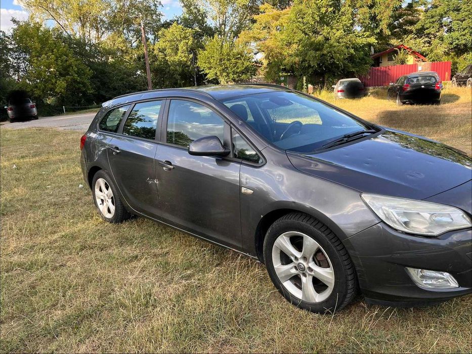 OPEL Astra 2011 — imagine 3