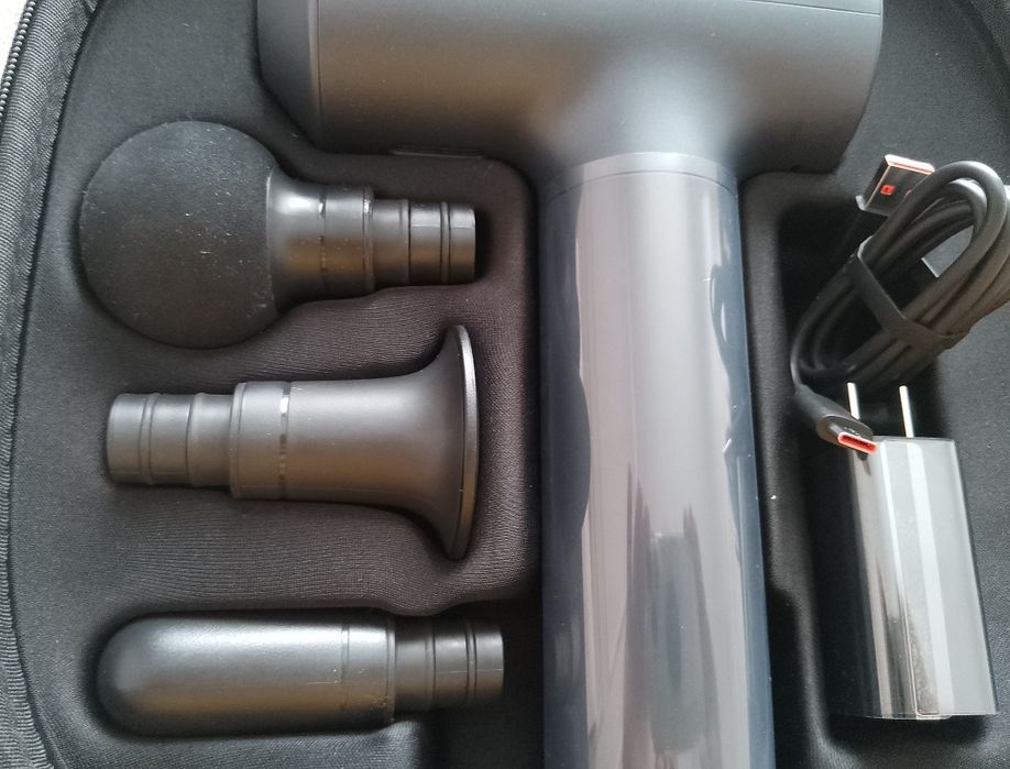 Перкуссионный массажёр Xiaomi.