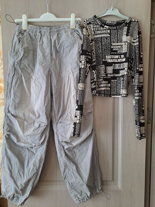 Pantaloni sport cargo