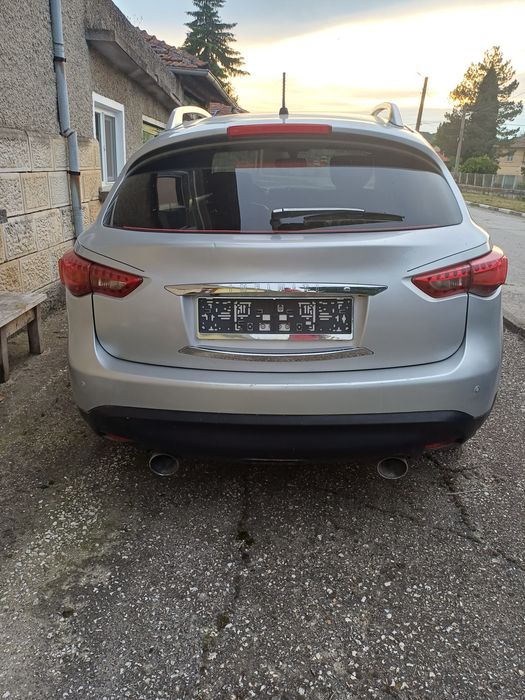 Infiniti fx 30 d на части