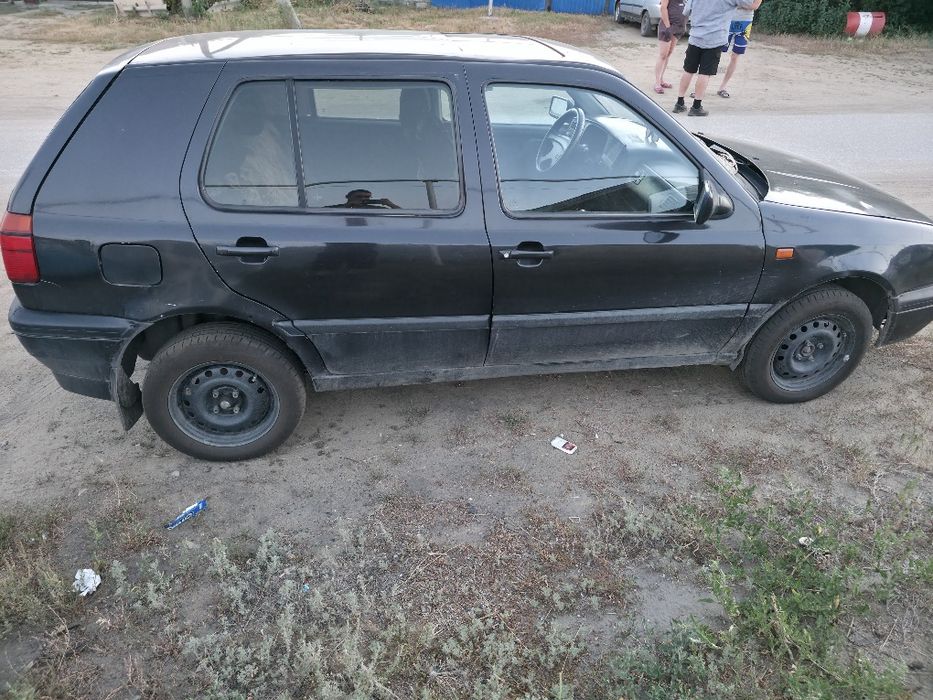 Продам VW Golf 3 1.6 ABU