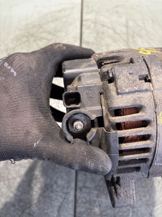 Alternator Citroen C3 2004 1.4 HDi MT (68 hp)
