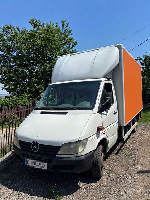 Inchiriez Duba Mercedes Sprinter 3.5t pe zile - Transport Marfa / Mutari