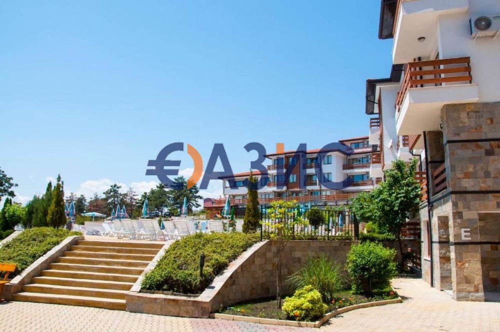 Продава се Едностаен апартамент в к.к. Слънчев бряг - 60 кв.м за 892 €/кв.м - Снимка #13