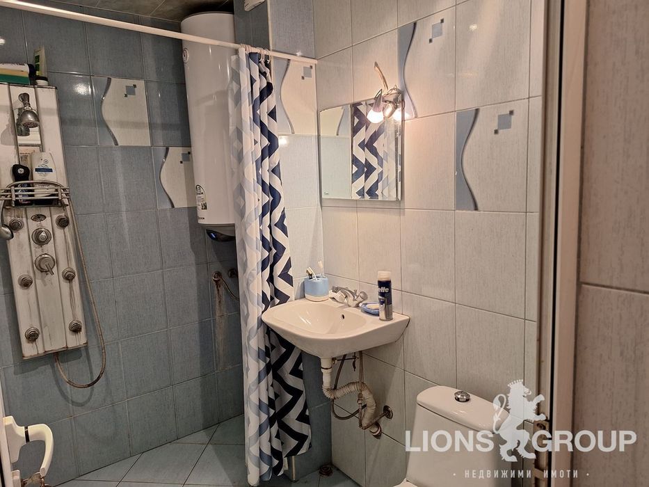 Продава се Двустаен апартамент в Варна, Център - 55 кв.м за 1252 €/кв.м - Снимка #9