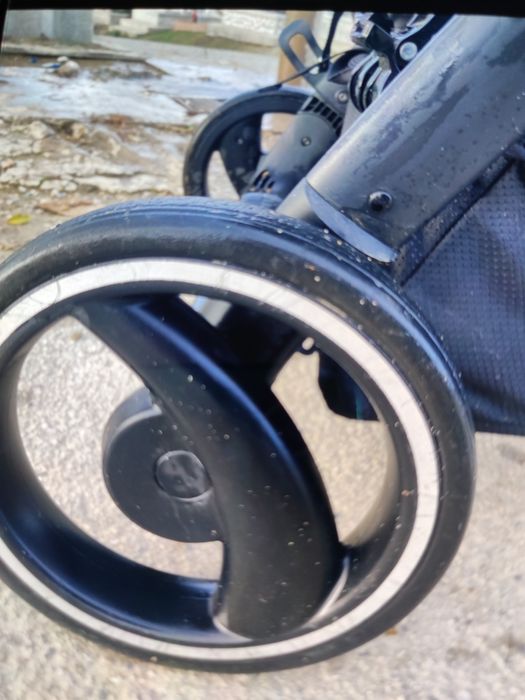 Vând căruț 2 in 1