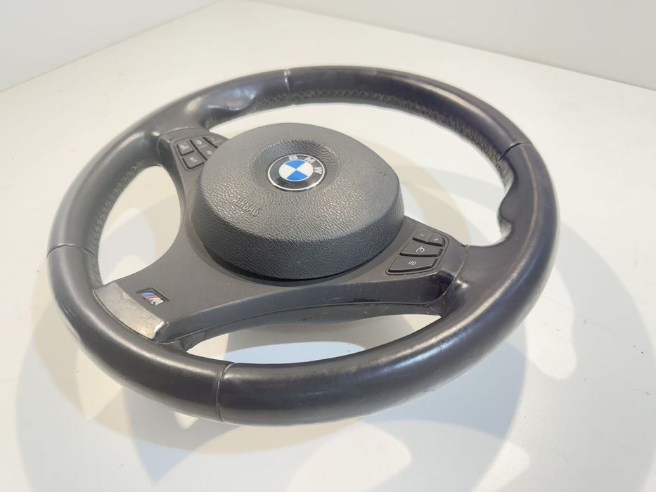 Продаваме М волан за БМВ Х3 е83/ BMW X3 E83