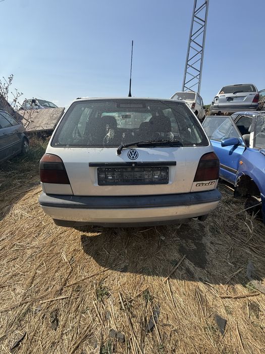 Голф 3 1.6 на части