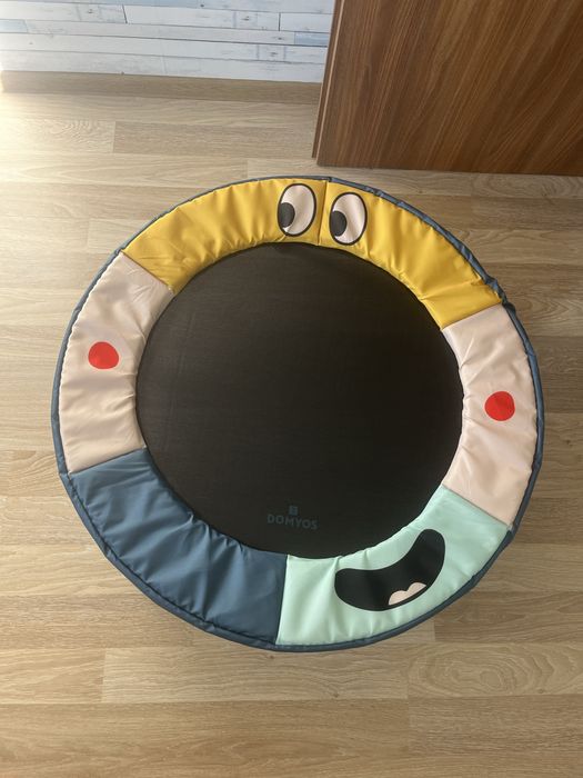 Детски батут декатлон