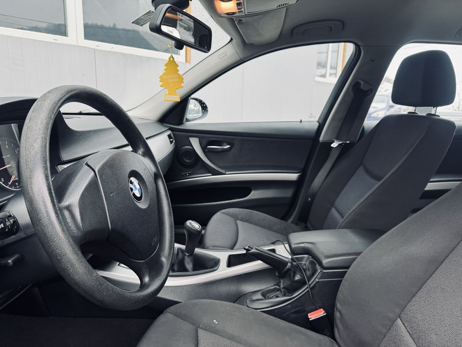 BMW Seria 3 E91 320 *2006* *150Cp*