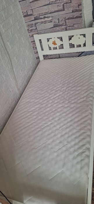 Детско легло чисто ново