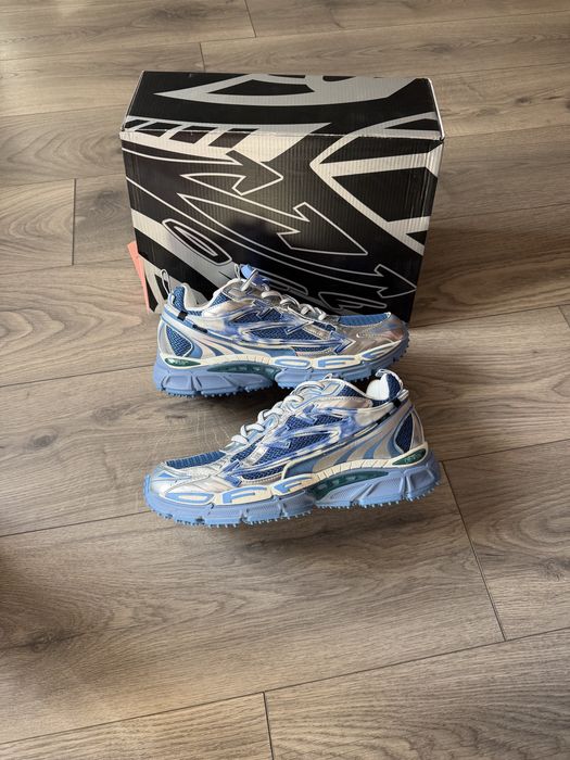 Off White Be Right Back