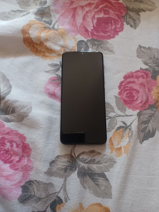 TCL T506D почти нов