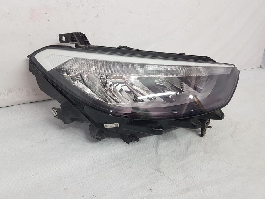 Far dreapta Full Led VW ID3 dupa 2020