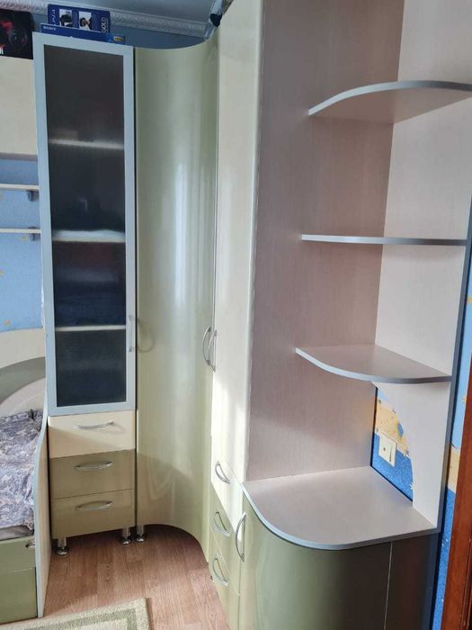 подростковый гарнитур